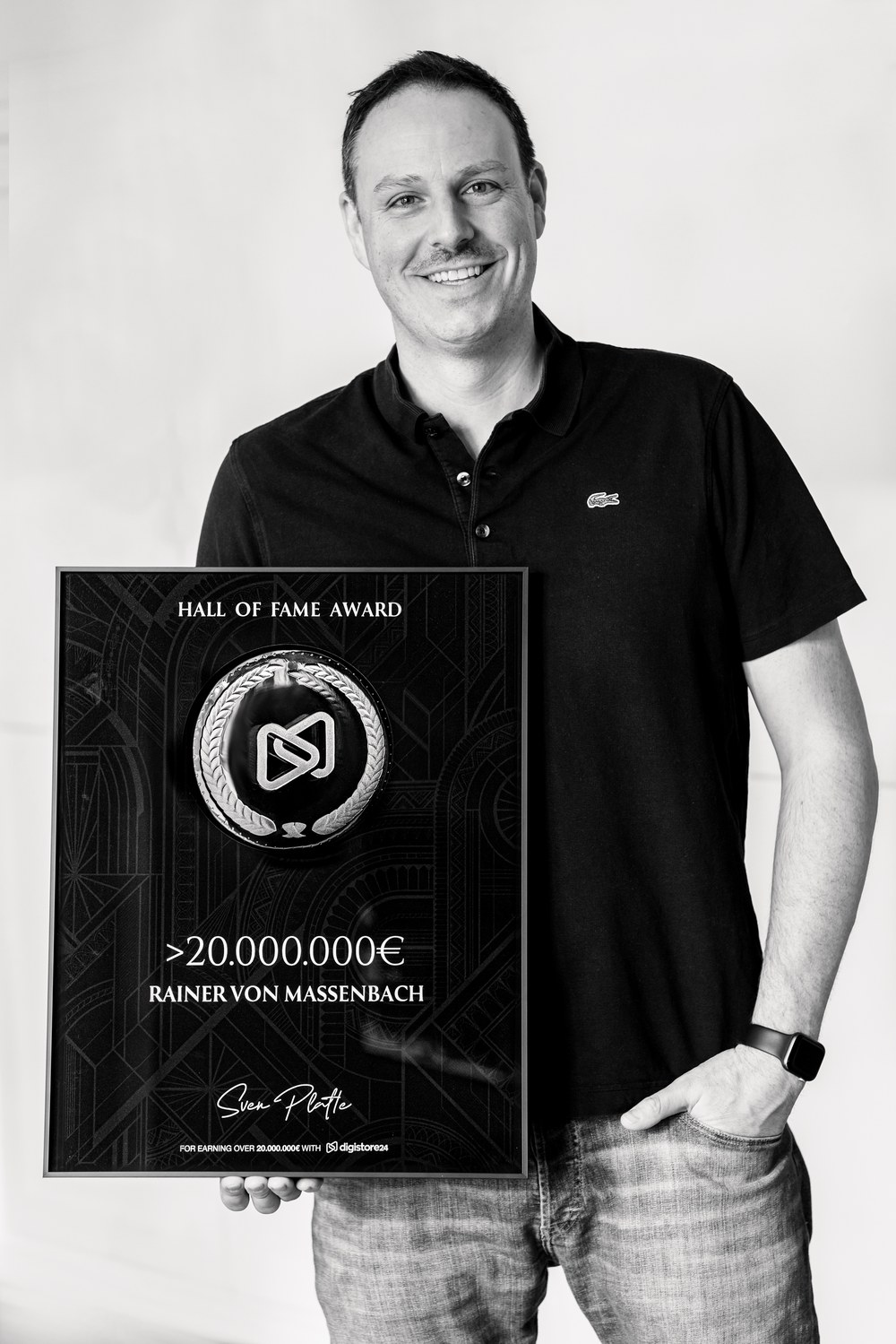 Rainer von Massenbach mit dem Digistore24 Hall of Fame Award für über 20 Mio.€ Umsatz